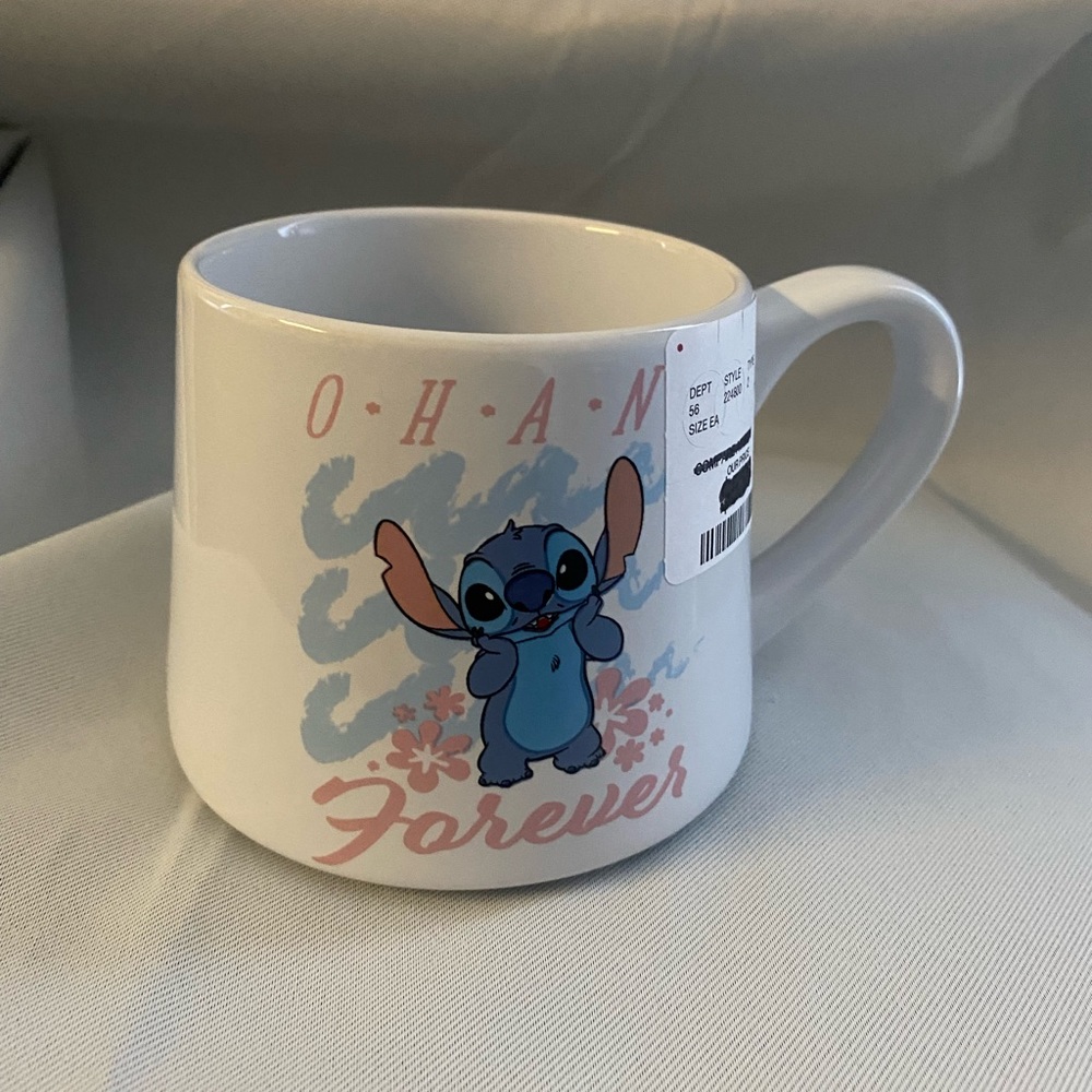 Disneys Stitch Ohana 🥰 - Picture 3 of 3
